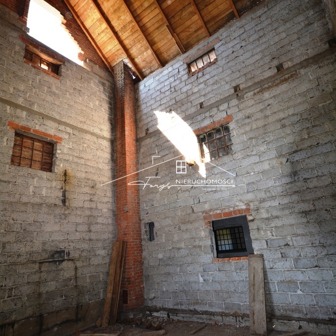 Na sprzedaż stary młyn z potencjałem inwestycyjnym  Walawa k. Przemyśla, 5700 m