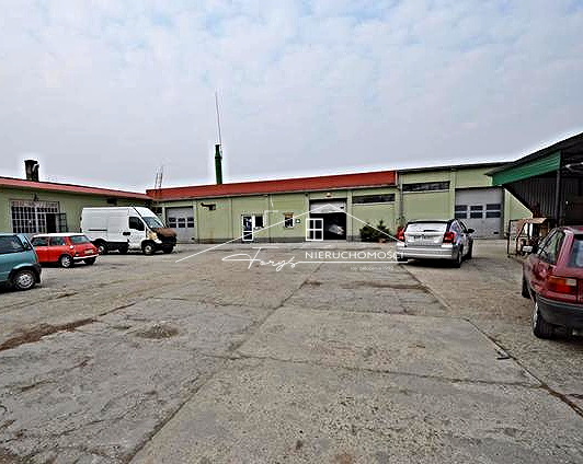 Nieruchomość komercyjna 488m z placem i wiatą  Maćkowice k. Przemyśla, 0,84ha