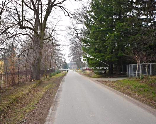 Nieruchomość komercyjna 488m z placem i wiatą  Maćkowice k. Przemyśla, 0,84ha