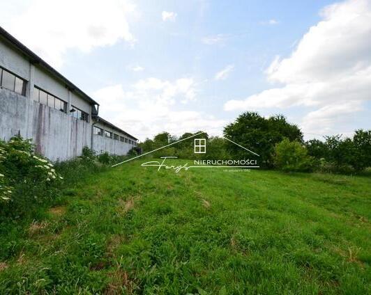 Nieruchomość komercyjna 488m z placem i wiatą  Maćkowice k. Przemyśla, 0,84ha