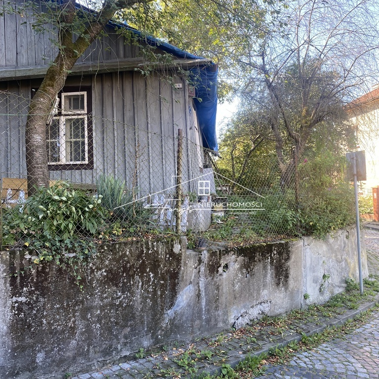 Nieruchomość w Przemyślu  działka z domem do adaptacji lub nowej zabudowy