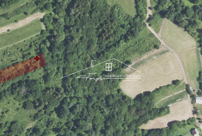 Nieruchomości rolne w Huwnikach  kompleks działek o powierzchni 0,97 ha w malowniczej okolicy