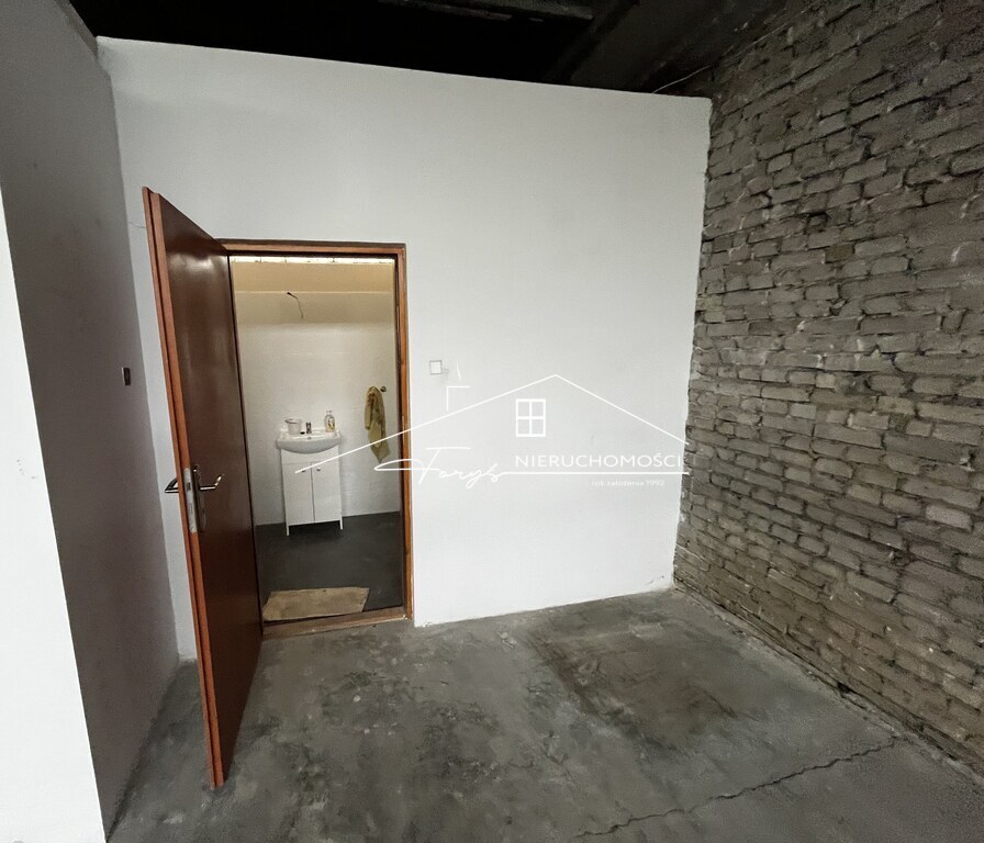 Przemyśl Nieruchomości  Hala magazynowa do wynajęcia przy ul. Kopernika 58