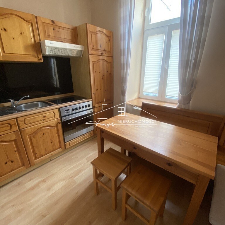 W pełni umeblowane mieszkanie, gotowe do wprowadzenia lub wynajmu.