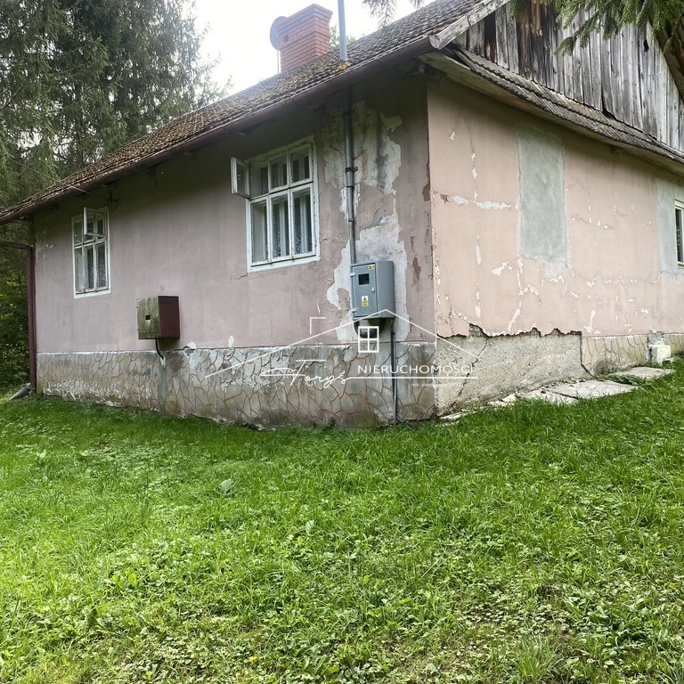 Wygodny dojazd do Przemyśla, również komunikacją PKS i MZK.