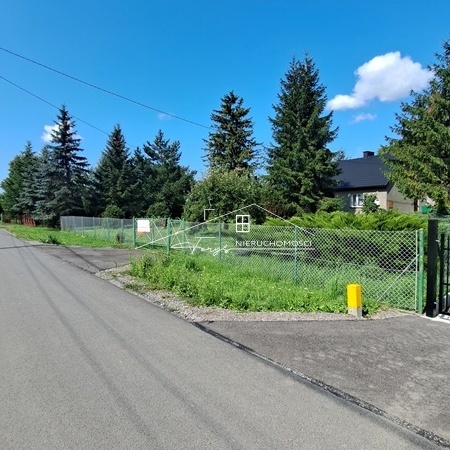 Urokliwy dom z dużą działką  nieruchomość w Medyce na sprzedaż