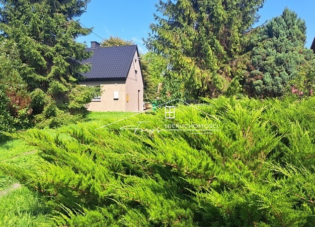 Urokliwy dom z dużą działką  nieruchomość w Medyce na sprzedaż