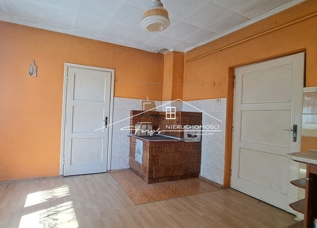 Urokliwy dom z dużą działką  nieruchomość w Medyce na sprzedaż