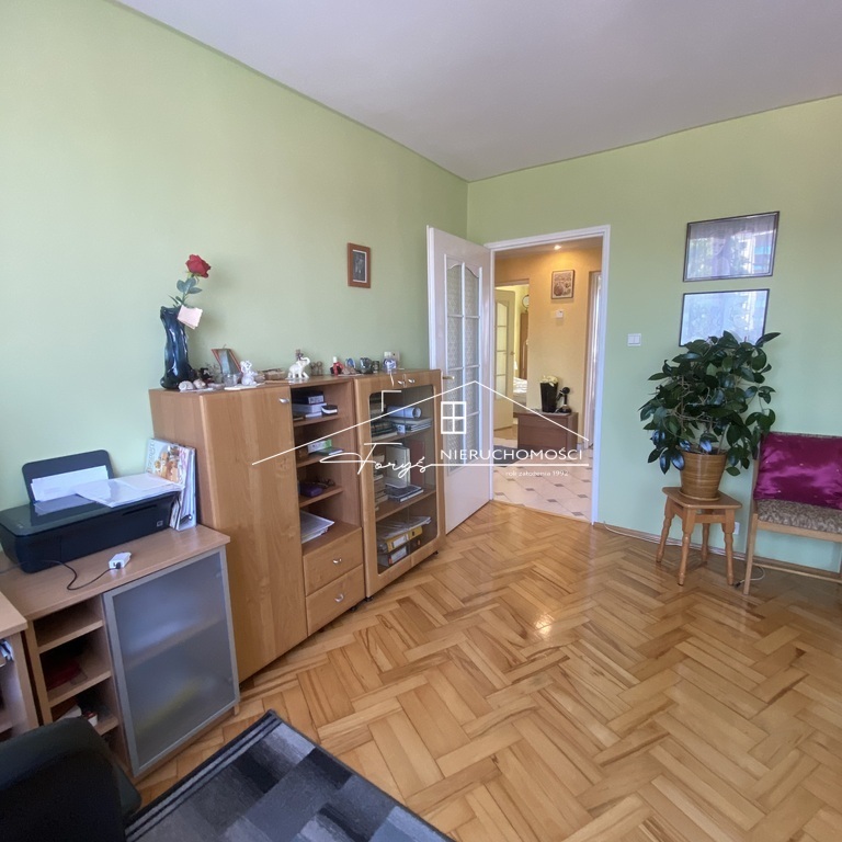 Zadbane 3-pokojowe mieszkanie z balkonem na sprzedaż w Przemyślu, ul. Zielińskiego