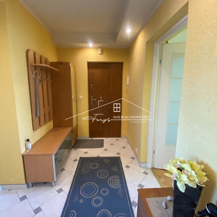 Zadbane 3-pokojowe mieszkanie z balkonem na sprzedaż w Przemyślu, ul. Zielińskiego