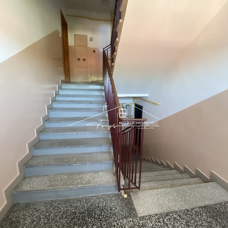 Zadbane 3-pokojowe mieszkanie z balkonem na sprzedaż w Przemyślu, ul. Zielińskiego
