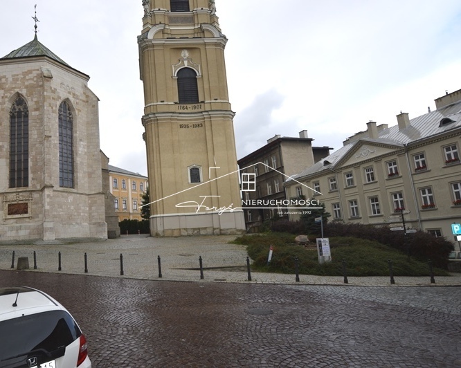 Nieruchomości Przemyśl  mieszkanie do wynajęcia przy Placu Katedralnym