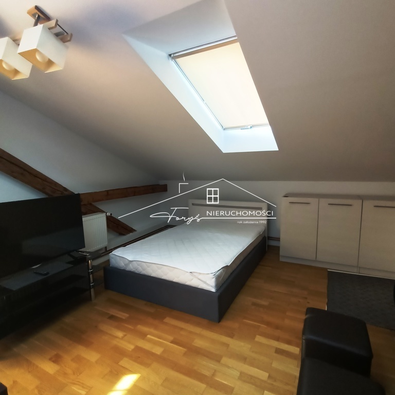 Przemyśl  klimatyczne mieszkanie na wynajem w ofercie nieruchomości przy ul. Dworskiego