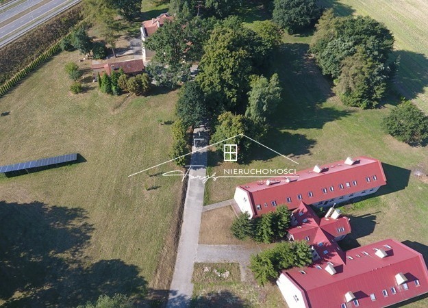 Nieruchomości w Przemyślu przy ul. Rolniczej  zabytkowy zespół dworski z potencjałem inwestycyjnym