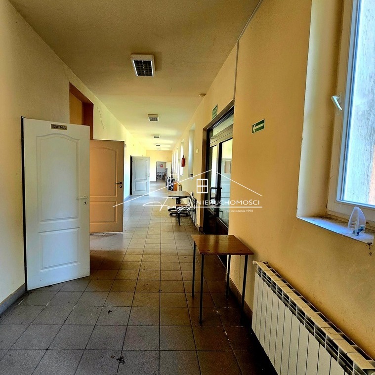Nieruchomości w Przemyślu przy ul. Rolniczej  zabytkowy zespół dworski z potencjałem inwestycyjnym