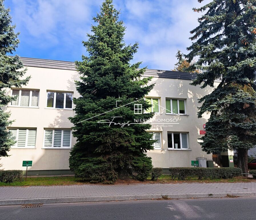 Nieruchomości Przemyśl  biura, plac i wiata do wynajęcia przy ul. Siemiradzkiego