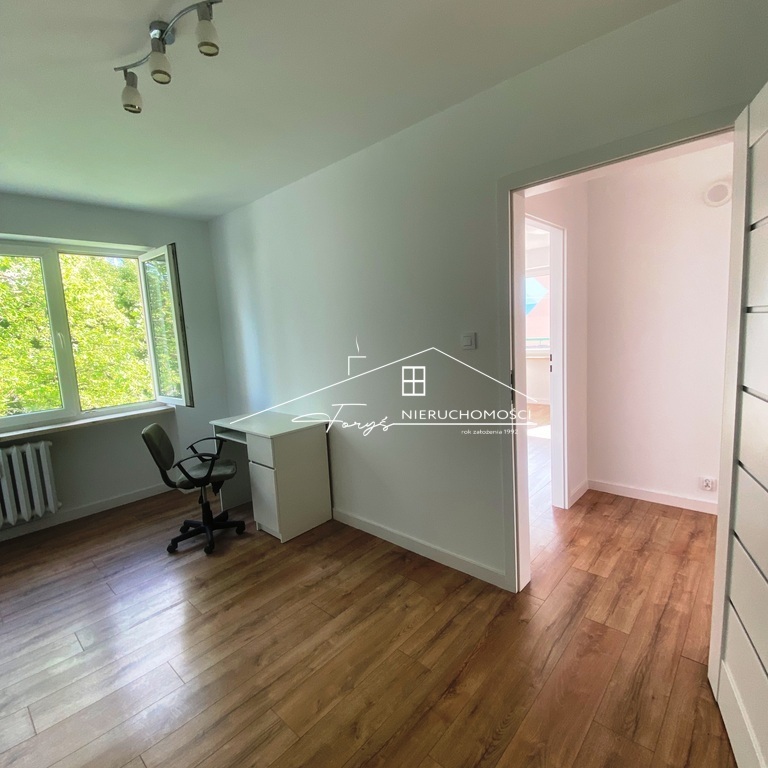 Przestronne 3-pokojowe mieszkanie do wynajęcia  nieruchomość w spokojnej okolicy Przemyśla