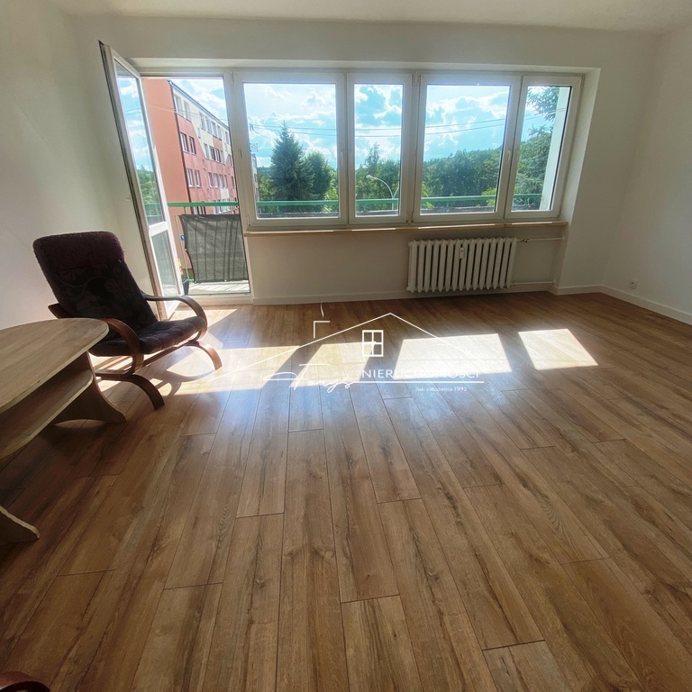 Przestronne 3-pokojowe mieszkanie do wynajęcia  nieruchomość w spokojnej okolicy Przemyśla