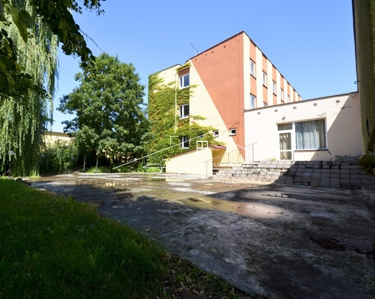 Obiekt komercyjny 1500m na sprzedaż  7km od Jarosławia, idealny pod usługi i turystykę