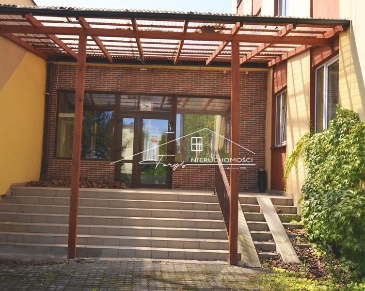 Obiekt komercyjny 1500m na sprzedaż  7km od Jarosławia, idealny pod usługi i turystykę