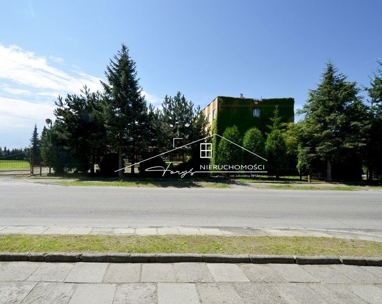 Obiekt komercyjny 1500m na sprzedaż  7km od Jarosławia, idealny pod usługi i turystykę