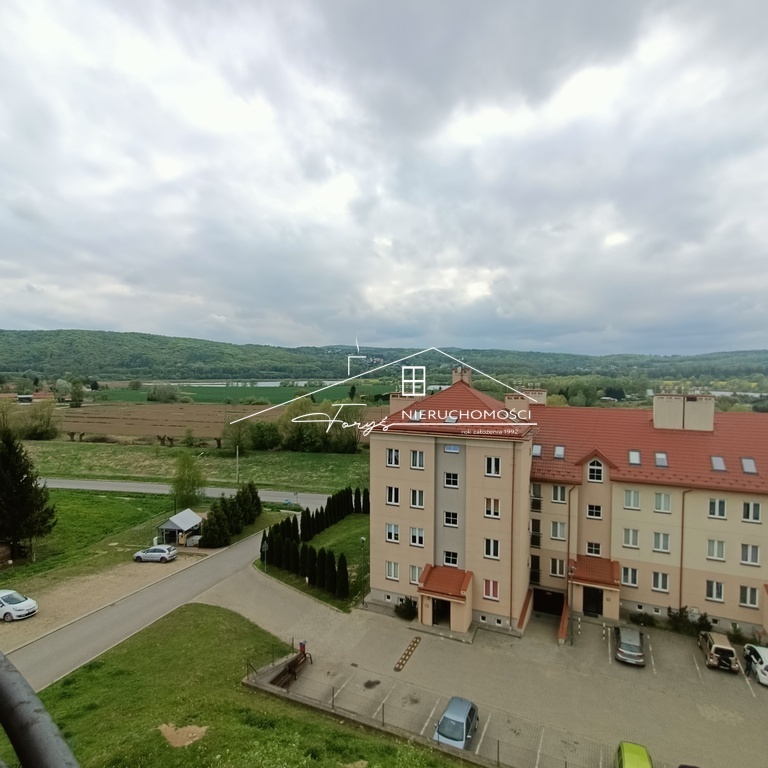 2 pokojowe mieszkanie na sprzedaż w Ostrowie k. Przemyśla z widokiem na dolinę Sanu