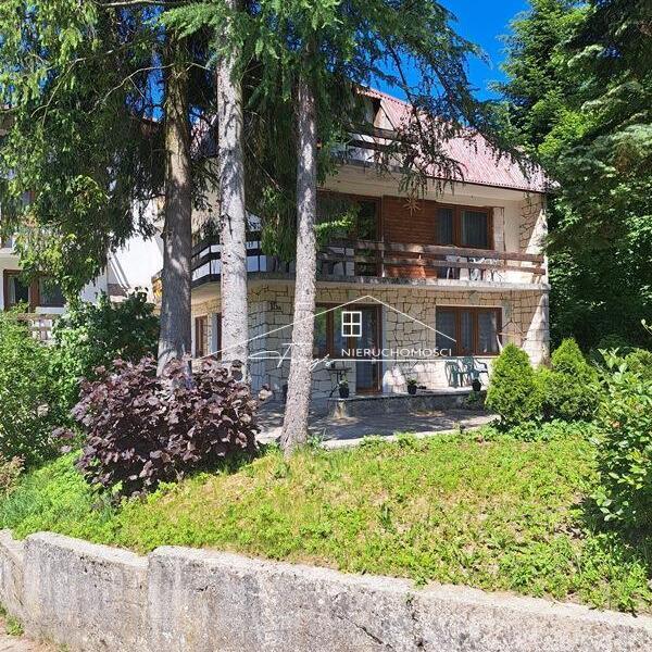 Pensjonat z pięknym widokiem w Iwoniczu-Zdroju  gotowy obiekt inwestycyjny w sercu Beskidu Niskiego