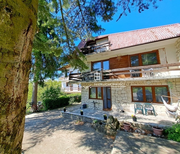 Pensjonat z pięknym widokiem w Iwoniczu-Zdroju  gotowy obiekt inwestycyjny w sercu Beskidu Niskiego