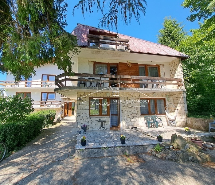 Pensjonat z pięknym widokiem w Iwoniczu-Zdroju  gotowy obiekt inwestycyjny w sercu Beskidu Niskiego