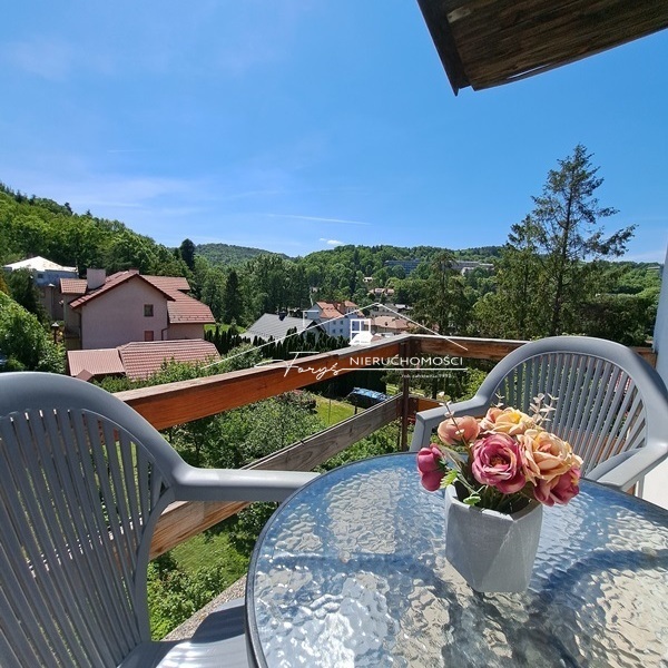 Pensjonat z pięknym widokiem w Iwoniczu-Zdroju  gotowy obiekt inwestycyjny w sercu Beskidu Niskiego