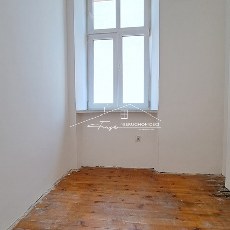 Przemyśl  2-pokojowe mieszkanie w odnowionej kamienicy  Nieruchomości z potencjałem