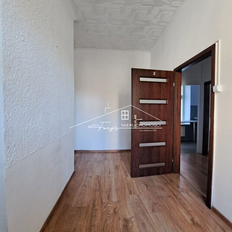 Dogodny dojazd dla klientów i pracowników zapewnia wygodę na co dzień.