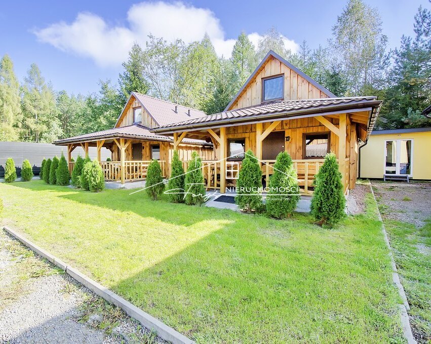 30 paneli fotowoltaicznych 10 kW – niższe koszty utrzymania obiektu.