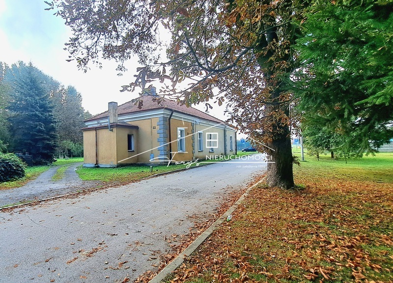 Na sprzedaż mieszkanie 72m w zabytkowym budynku  Radymno, ul. Lwowska, parter