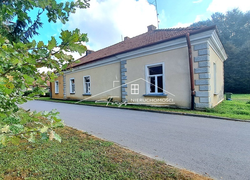 Na sprzedaż mieszkanie 72m w zabytkowym budynku  Radymno, ul. Lwowska, parter