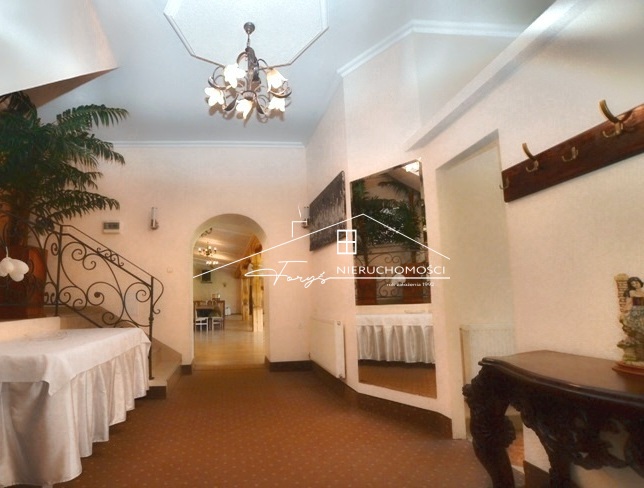 Obiekt rekreacyjno-usługowy nad Sanem  Kupna, 0,98 ha, cena obniżona