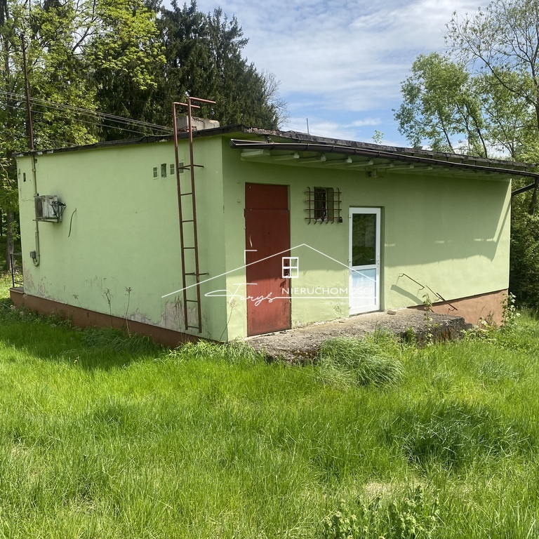 Na sprzedaż budynek handlowy z potencjałem mieszkalnym  Śliwnica, gm. Dubiecko