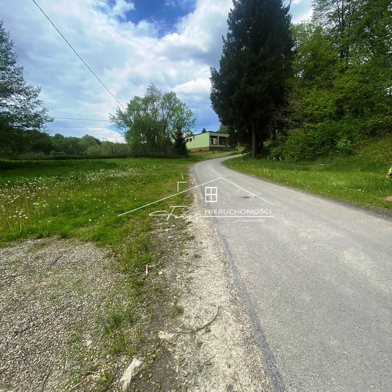 Na sprzedaż budynek handlowy z potencjałem mieszkalnym  Śliwnica, gm. Dubiecko