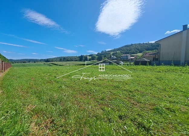 Media w drodze: woda, gaz, kanalizacja i prąd – szybki start budowy.