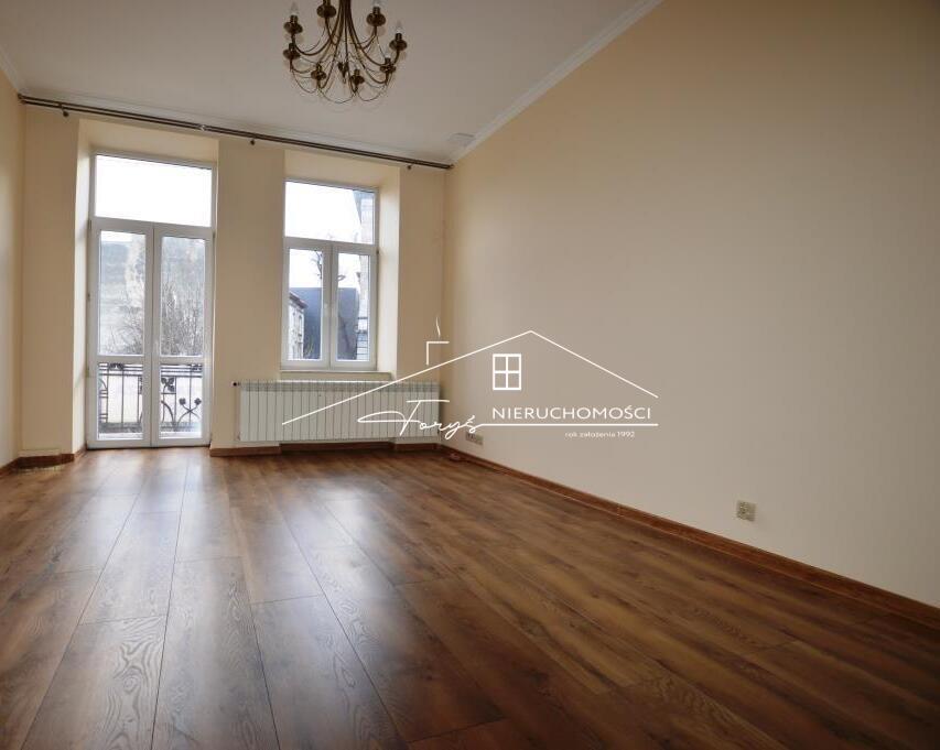 Świetna lokalizacja w centrum miasta – sprzedaż nieruchomości w topowym punkcie.