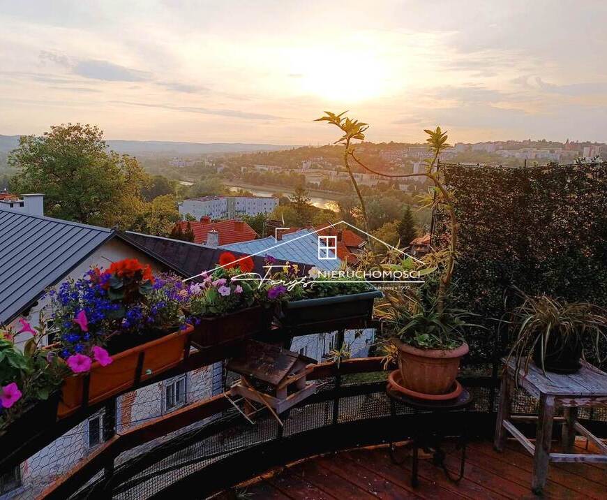 stylowy_apartament_wyjatkowe_nieruchomosci_w_sercu_przemysla_przy_parku_miejskim_89440-rect