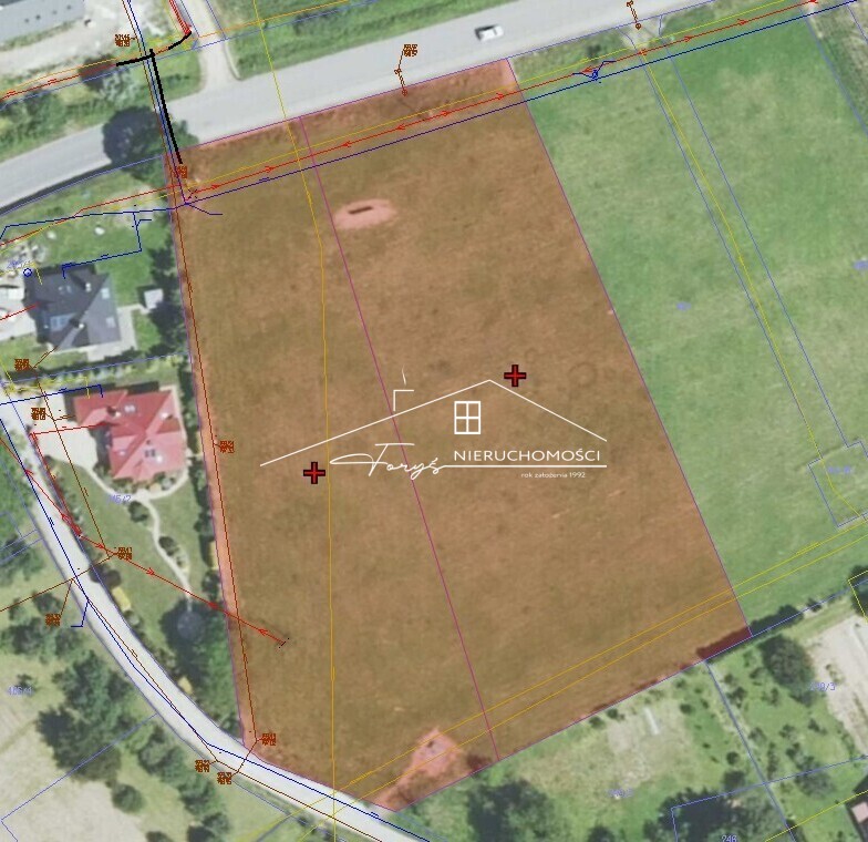 Idealna działka dla rolnika szukającego miejsca na rozwój gospodarstwa.