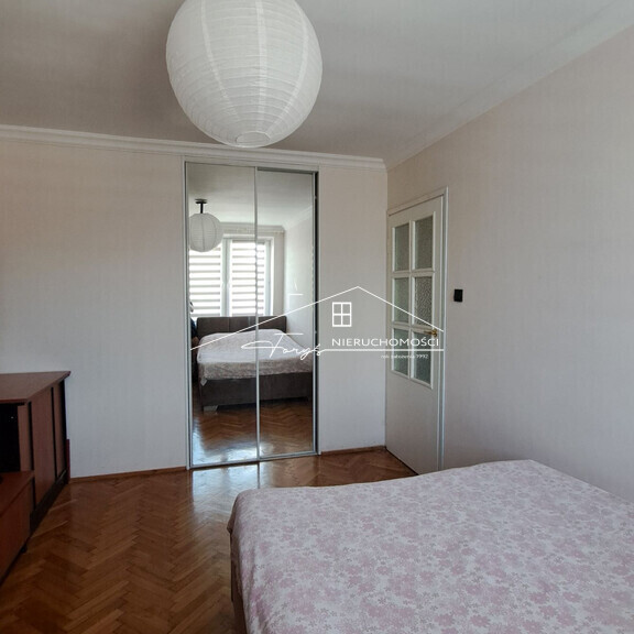 Ogromna piwnica 19,23 m² – idealna na przechowywanie lub domowy warsztat.