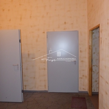 Wyremontowane lokale biurowo-magazynowe do wynajęcia  Przemyśl, ul. Dworskiego 26