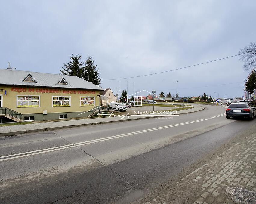 Budynek usługowo-mieszkalny do wynajęcia przy rondzie w Szówsku  300m  działka 12 arów