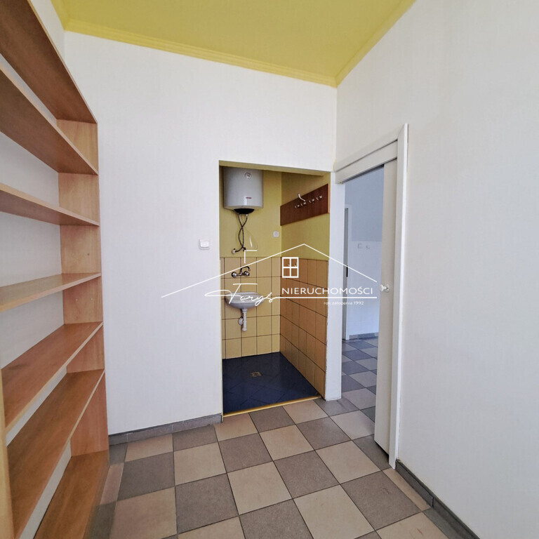 Przemyśl, ul. Słowackiego – wynajem budynku usługowo-magazynowego