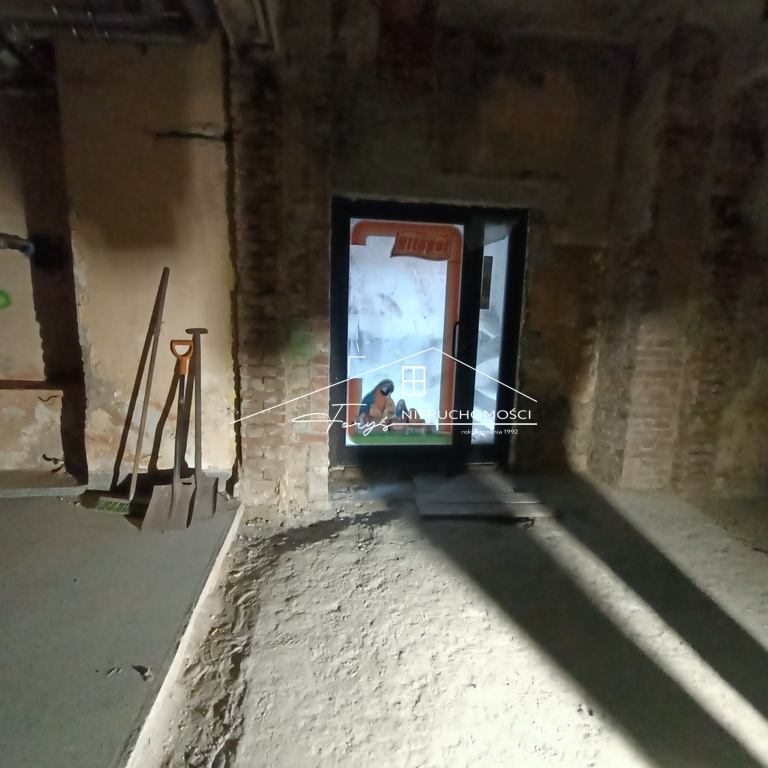 Możliwość najmu dodatkowych pięter – rozwiń działalność w jednym adresie.