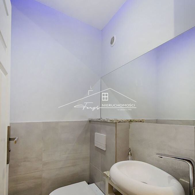 Atrakcyjne koszty wynajmu – 3500 zł odstępne plus media wg zużycia.