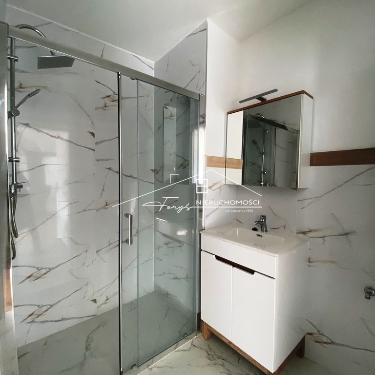 Ciepła woda z nowoczesnego pieca elektrycznego to wygoda i oszczędność.